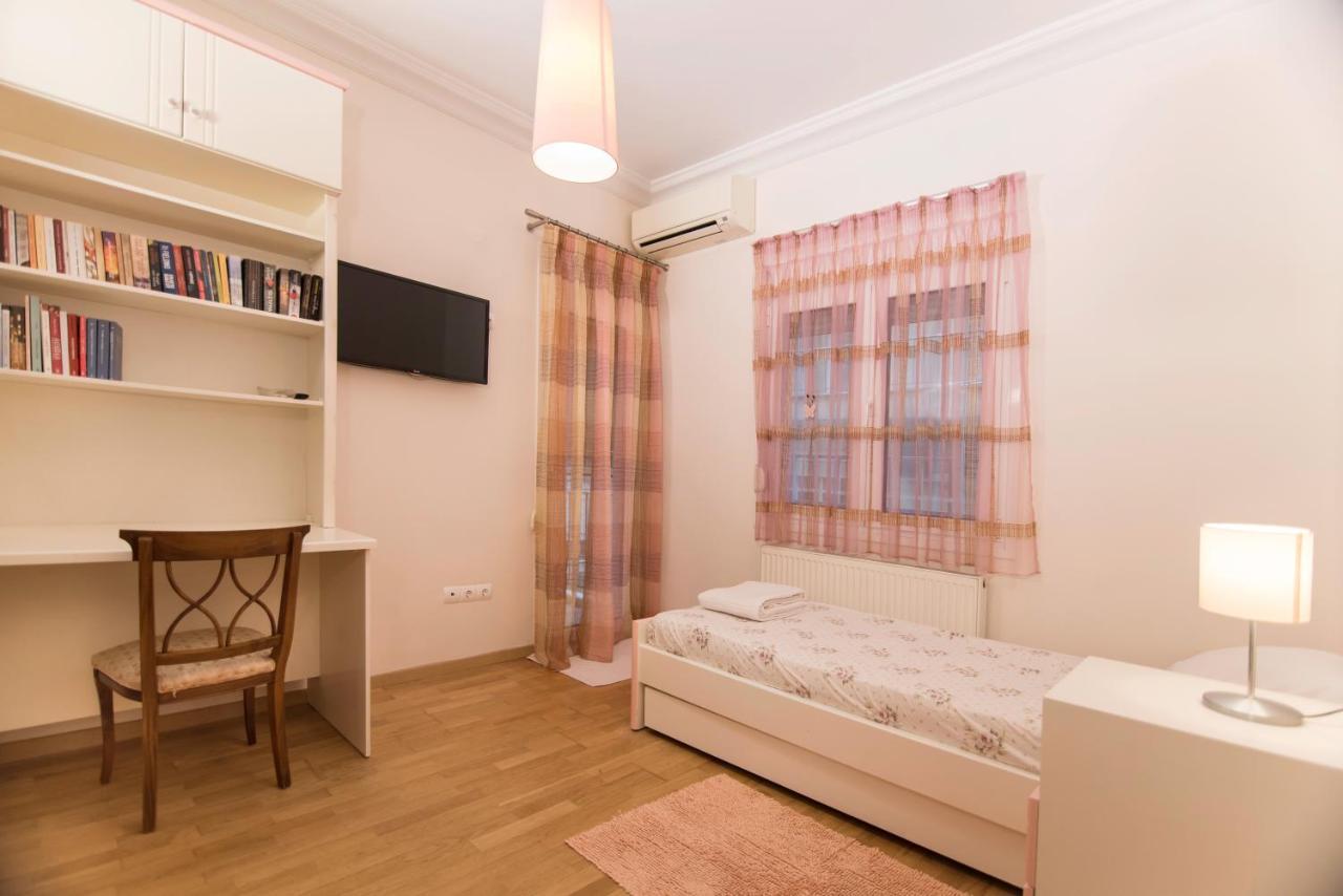 Nesting Ramblers Skg #1 Apartment Солун Екстериор снимка